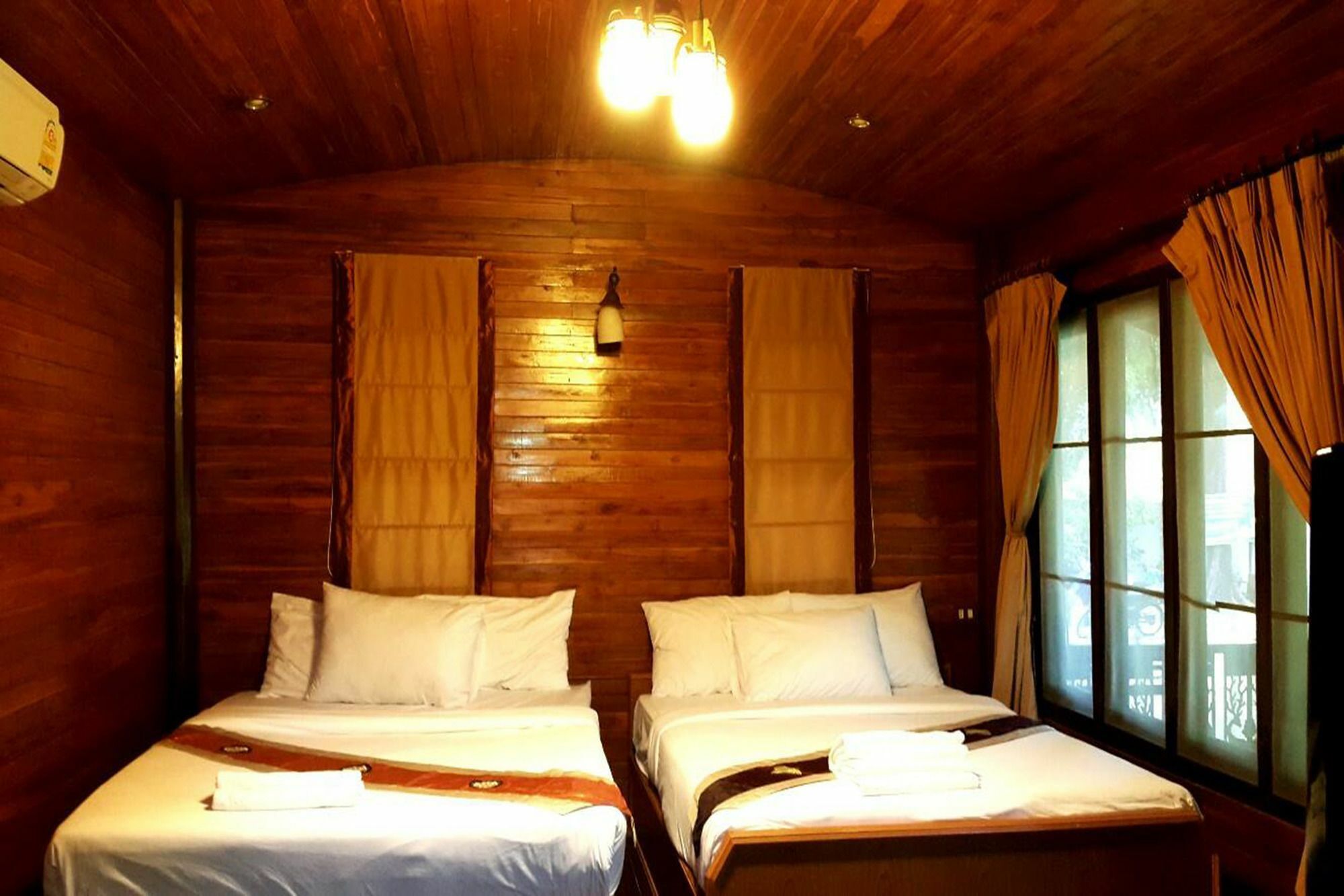 Hotel Ban Sairung Rayong Exterior foto